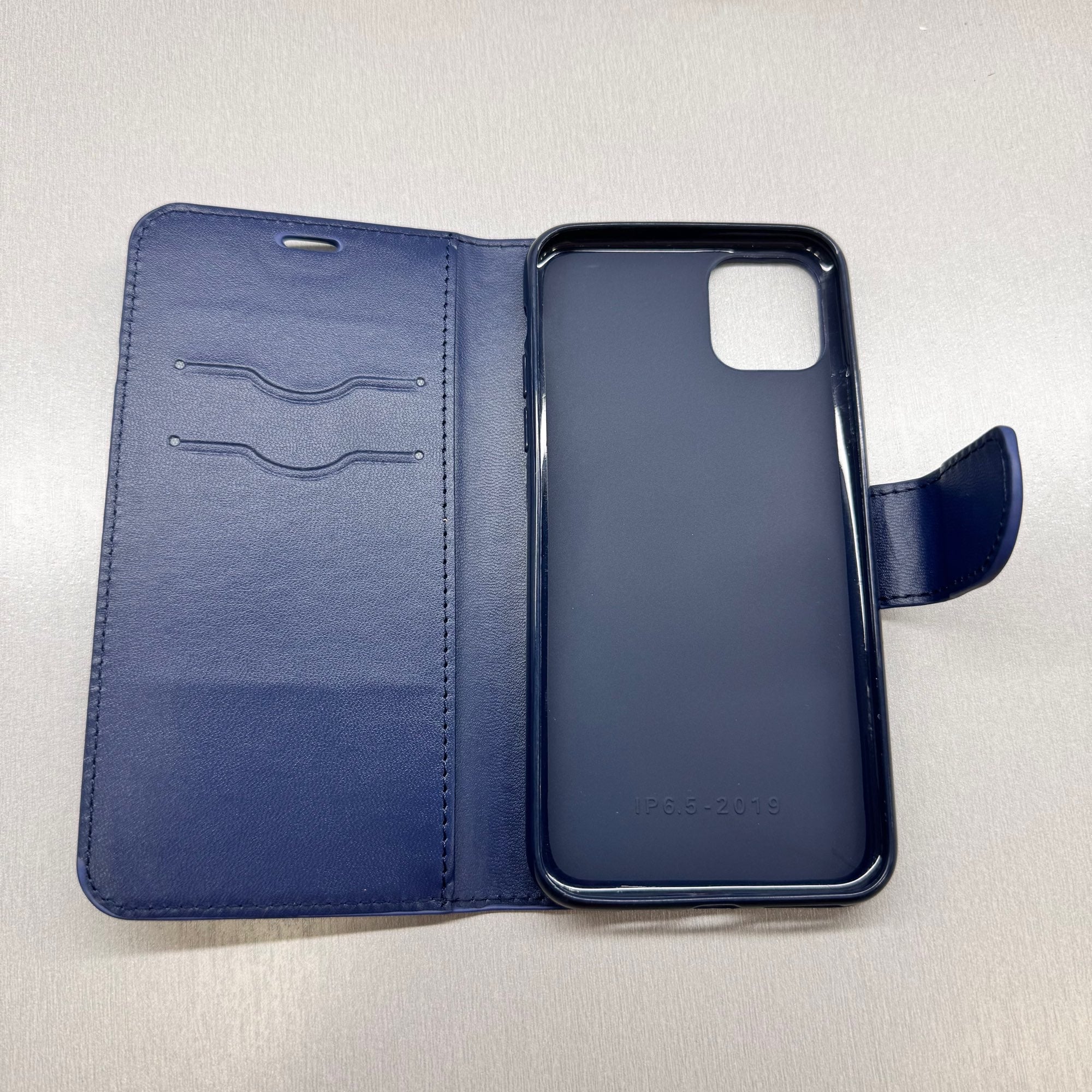 Θήκες Book μονόχρωμες για iPhone