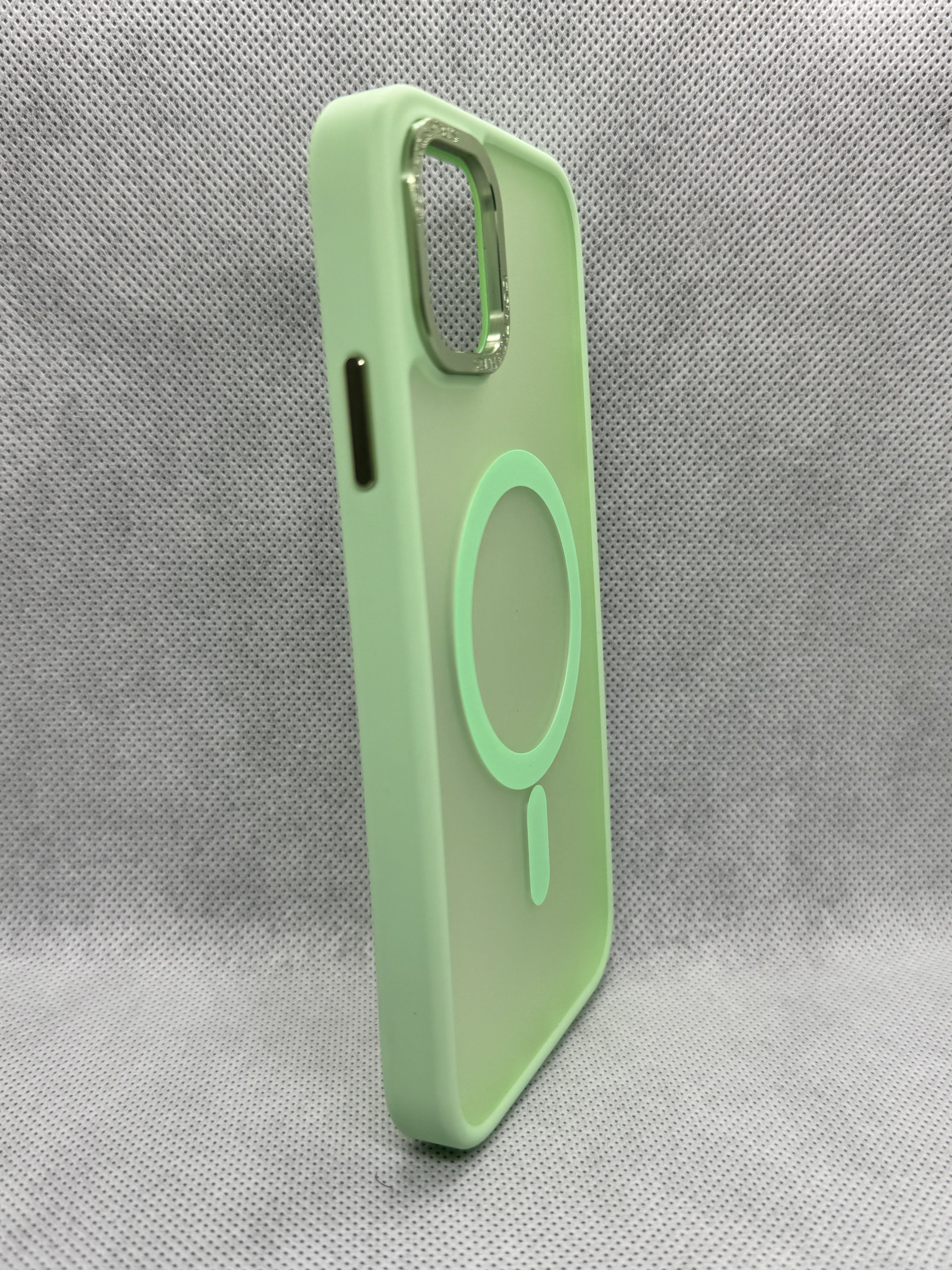 New Case με MagSafe Lime